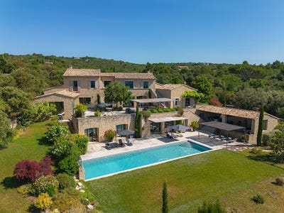 /international/fr/gordes-provence-alpes-cote-d-azur-310096502051/