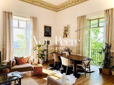 /international/fr/villeneuve-les-avignon-languedoc-roussillon-310109936892/