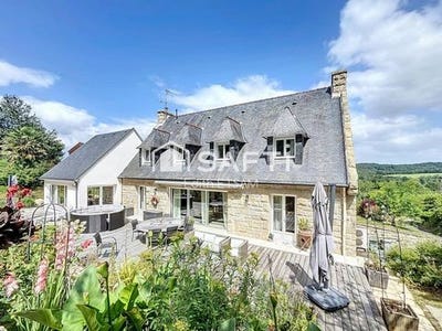 /international/fr/quimper-brittany-310100299189/