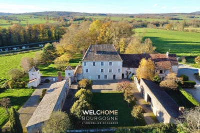 /international/fr/saint-leger-sur-dheune-burgundy-310107581110/