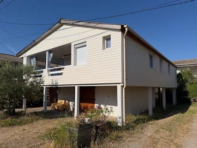 /international/fr/gruissan-languedoc-roussillon-310108289955/