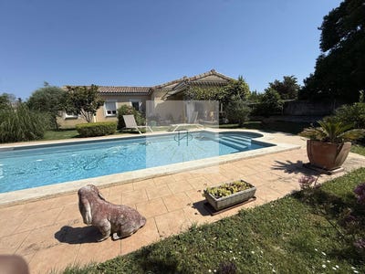 /international/fr/montelimar-rhone-310108554071/