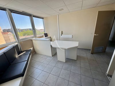 /international/fr/nimes-languedoc-roussillon-310109070952/