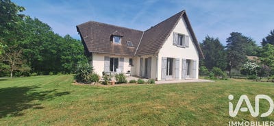 /international/fr/les-trois-lacs-upper-normandy-310107766114/