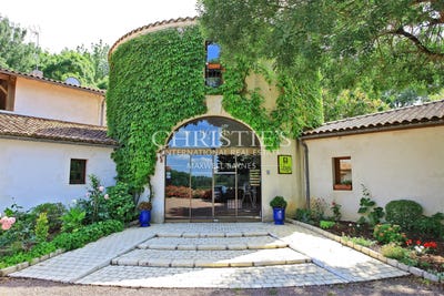 /international/fr/pons-charente-310107449331/