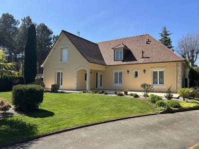 /international/fr/ruaudin-pays-de-la-loire-310098802839/