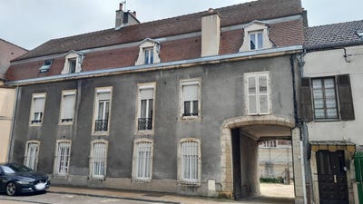 /international/fr/nuits-saint-georges-burgundy-310104314137/
