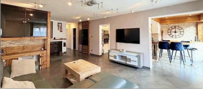 /international/fr/saint-pierre-en-faucigny-rhone-310106415136/