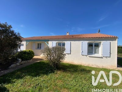 /international/fr/lucon-pays-de-la-loire-310107214356/
