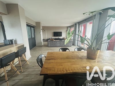 /international/fr/chalon-sur-saone-burgundy-310104426595/