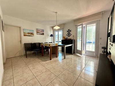 /international/fr/la-grande-motte-languedoc-roussillon-310099363882/