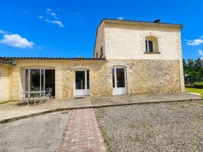 /international/fr/valeyrac-aquitaine-310108488359/