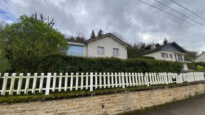 /international/fr/savigny-les-beaune-burgundy-310105748246/