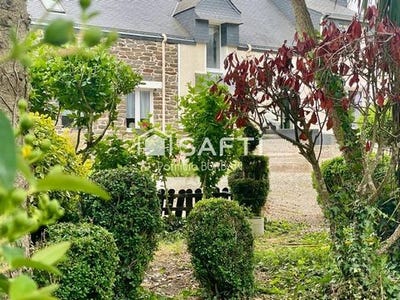 /international/fr/questembert-brittany-310100143896/