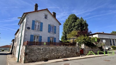 /international/fr/montemboeuf-charente-310108829964/