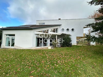 /international/fr/saint-agreve-rhone-310108453727/