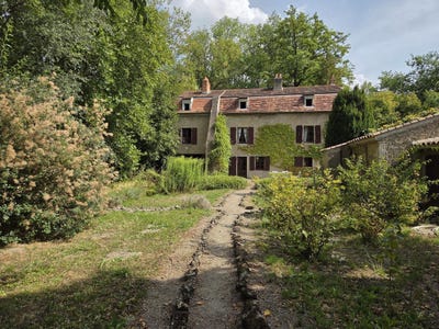 /international/fr/monteignet-sur-l-andelot-auvergne-310101835567/