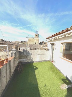 /international/fr/lauris-provence-alpes-cote-d-azur-310108674357/