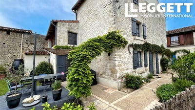 /international/fr/arcais-charente-310108245498/