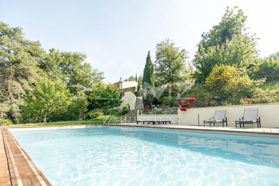 /international/fr/murs-provence-alpes-cote-d-azur-310100272826/?lang=zh-tw