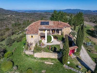 /international/fr/barjac-midi-pyrenees-310108460367/