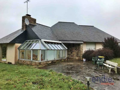 /international/fr/saint-evarzec-brittany-310105788475/
