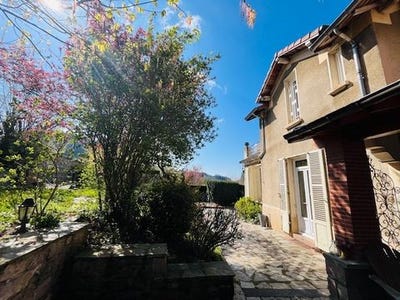 /international/fr/cours-la-ville-rhone-310108328067/