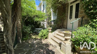 /international/fr/bois-colombes-ile-de-france-310108924544/