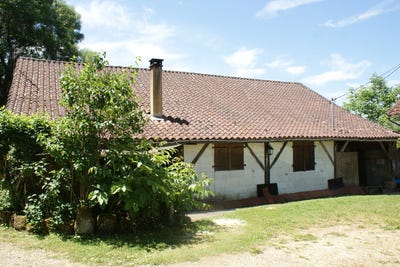 /international/fr/villefranche-du-perigord-aquitaine-310098708576/