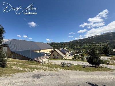 /international/fr/la-cluse-provence-alpes-cote-d-azur-310101357672/