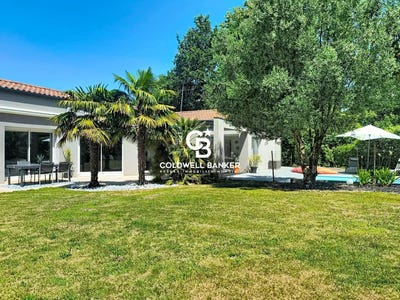 /international/fr/venansault-pays-de-la-loire-310109227142/