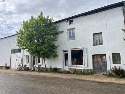 /international/fr/gigny-sur-saone-burgundy-310108104761/
