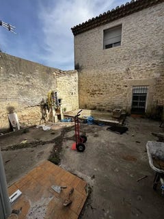 /international/fr/saint-gilles-burgundy-310098974159/?lang=zh-tw