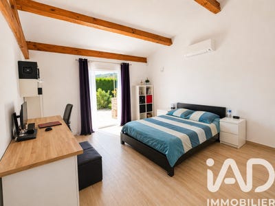 /international/fr/la-roque-sur-ceze-languedoc-roussillon-310107521165/