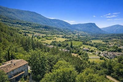 /international/fr/saillans-rhone-310108776345/