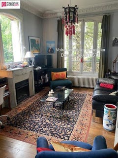 /international/fr/pontoise-ile-de-france-310101411697/