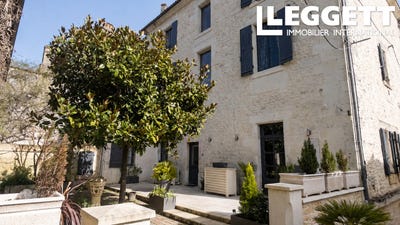 /international/fr/chalais-centre-val-de-loire-310108156417/