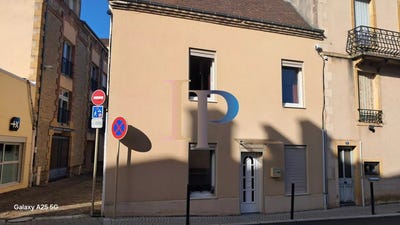 /international/fr/paray-le-monial-burgundy-310108315017/
