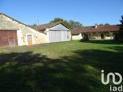 /international/fr/sainte-croix-de-mareuil-aquitaine-310099780694/