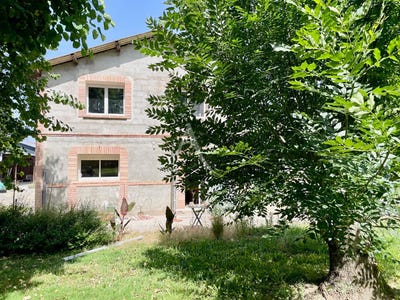 /international/fr/l-isle-jourdain-charente-310104473033/