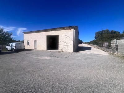/international/fr/barjac-languedoc-roussillon-310106682682/