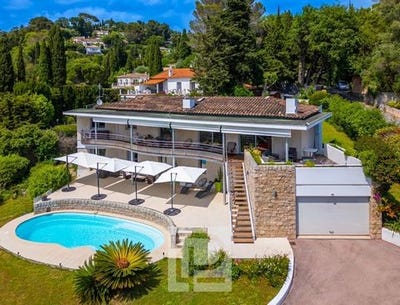 /international/fr/mougins-provence-alpes-cote-d-azur-310108433209/