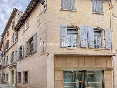 /international/fr/beaucaire-languedoc-roussillon-310108602649/