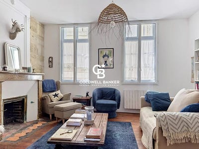 /international/fr/saintes-charente-310108330906/