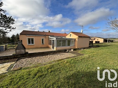 /international/fr/xanton-chassenon-pays-de-la-loire-310097071130/
