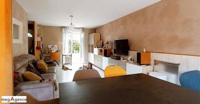 /international/fr/castres-gironde-aquitaine-310100651821/?lang=zh-tw