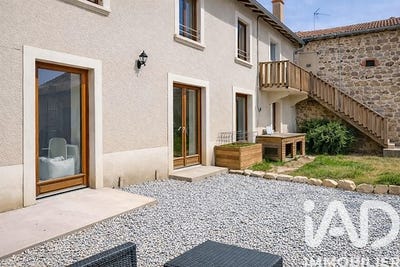 /international/fr/lure-centre-val-de-loire-310107523255/