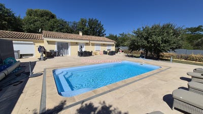 /international/fr/le-luc-provence-alpes-cote-d-azur-310120493365/