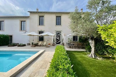 /international/fr/maillane-provence-alpes-cote-d-azur-310100904842/