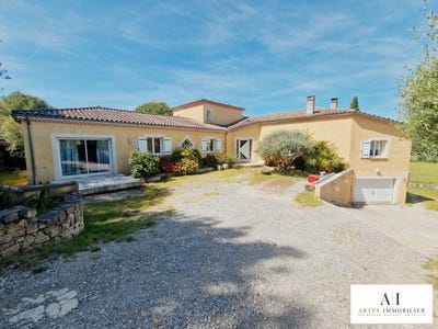 /international/fr/saint-symphorien-sous-chomerac-rhone-310108129909/